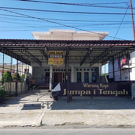 Oyo 93162 Cempaka Syariah Medan Exterior foto