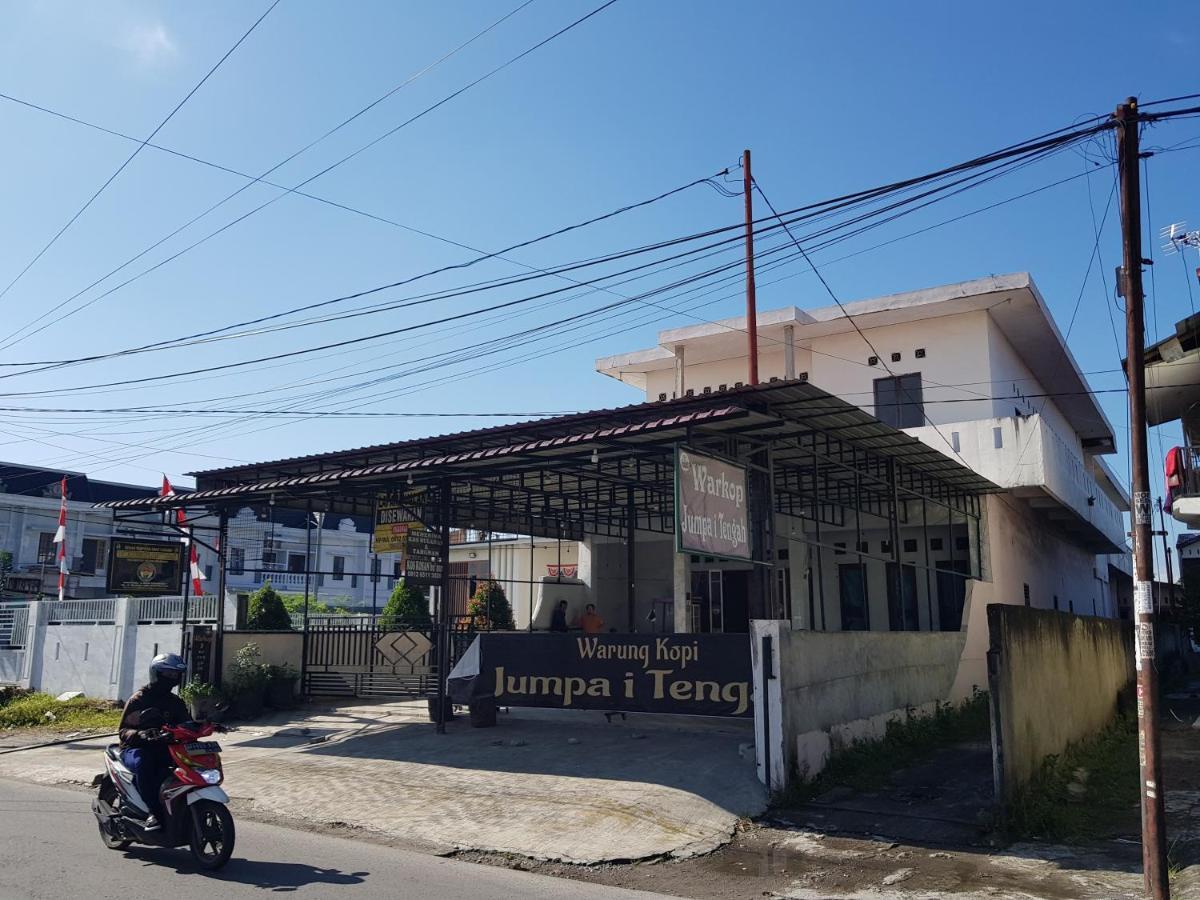 Oyo 93162 Cempaka Syariah Medan Exterior foto
